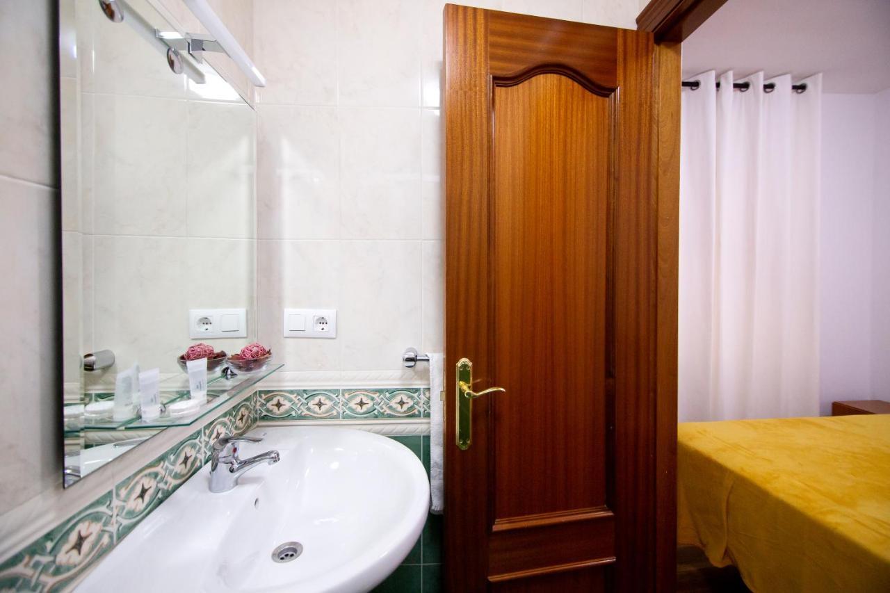Yani'S Hospedaje Pension 1 Estrella Арріондас Екстер'єр фото